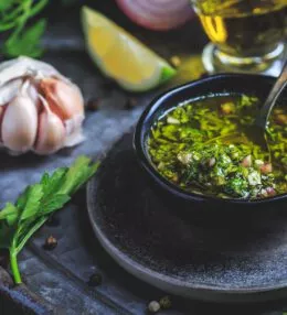 מתכון לצ’ימיצ’ורי פיקנטי